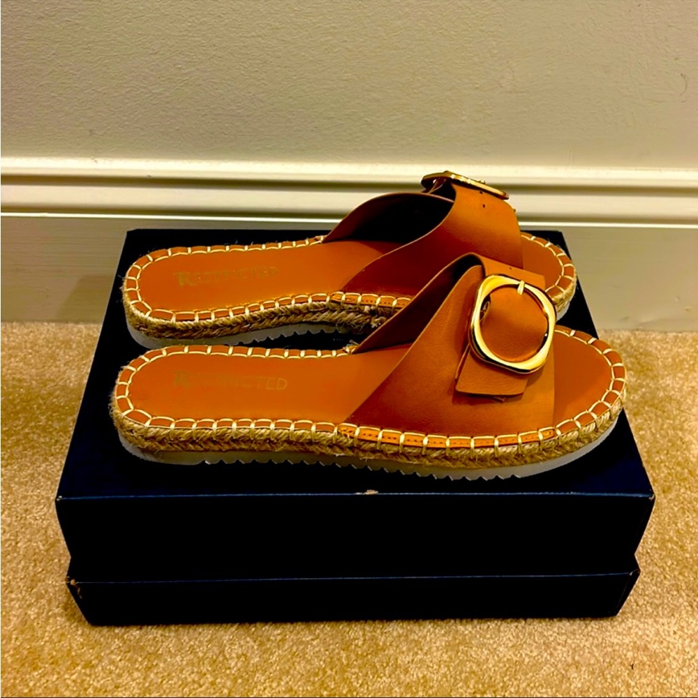 Camel leather & gold espadrille sandals